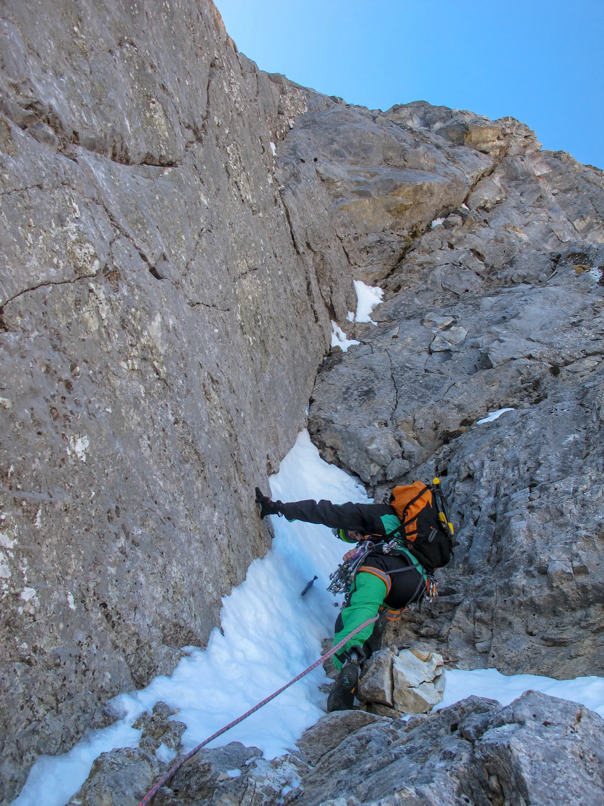 Vignemale, sommet emblématique des Pyrénées