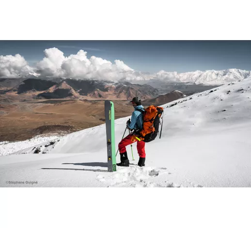 Ascension du Mustagh Ata en ski de randonnée | 7 500 m pour se dépasser